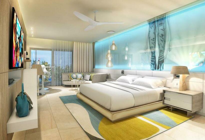 Junior Suite met Uitzicht op Zee, Breathless Montego Bay