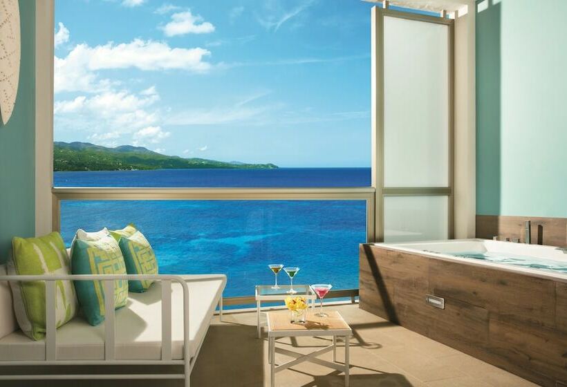 Junior Suite met Uitzicht op Zee, Breathless Montego Bay