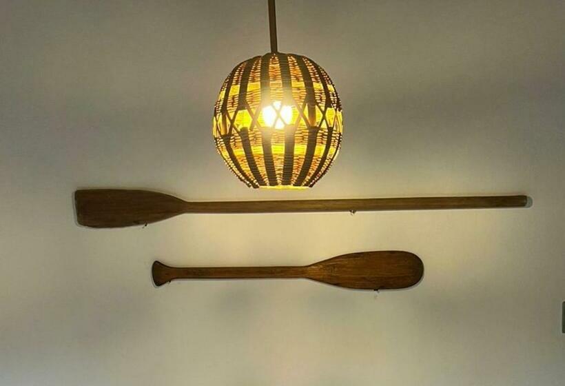 ルームシェアのワンベッド, Sambaqui Hostel