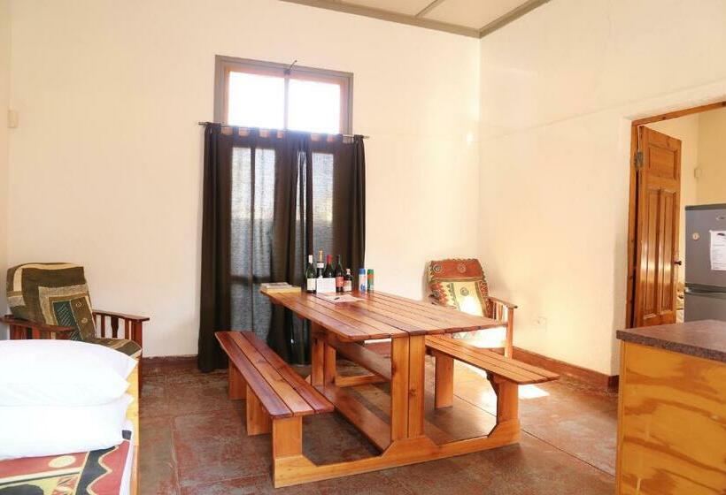 سوییت خانوادگی, Evening Shade