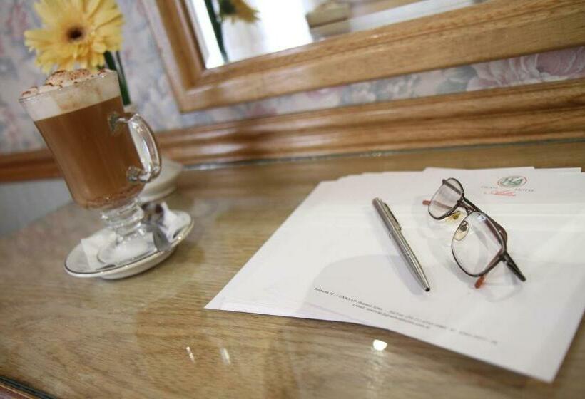 سوییت, Gran Hotel Ailen