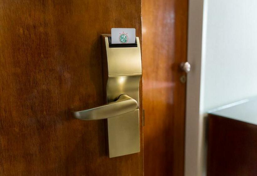 اتاق استاندارد, Gran Hotel Ailen