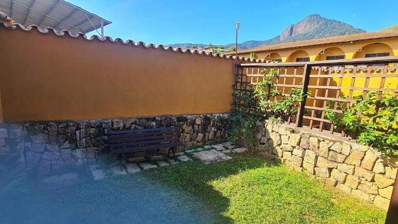 スイート, Pousada Casa Amarela