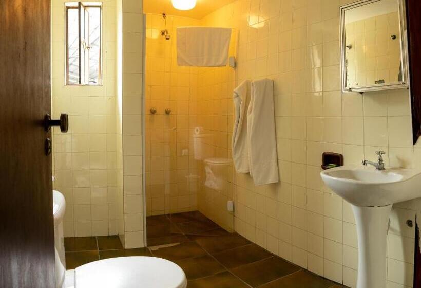 جناح ديلوكس, Pousada Casa Amarela