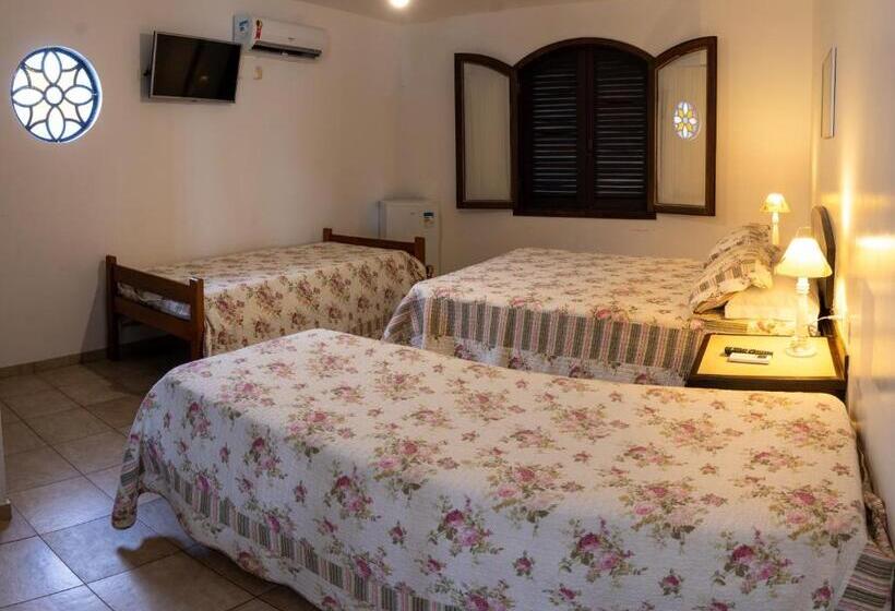 جناح مزود بجاكوزى, Pousada Casa Amarela