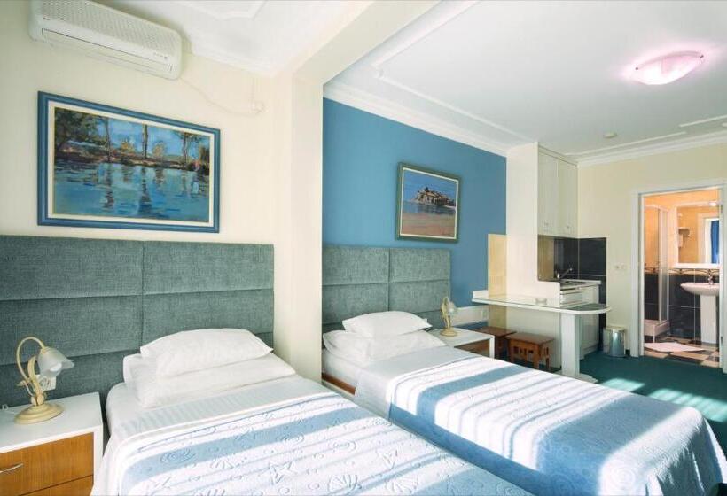 استودیوی استاندارد, Bella Vista