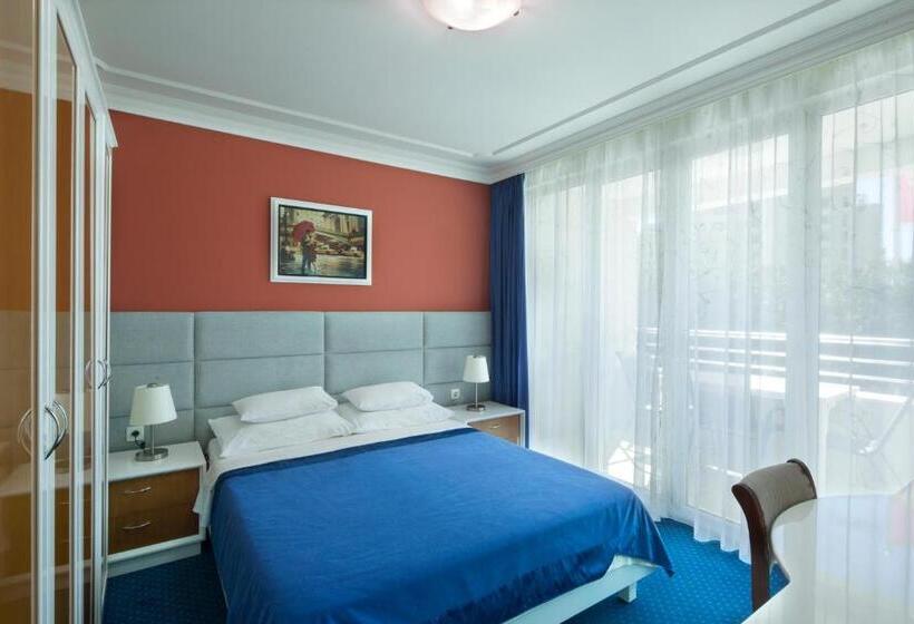 آپارتمان 1 خوابه, Bella Vista