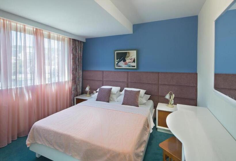 آپارتمان 1 خوابه, Bella Vista