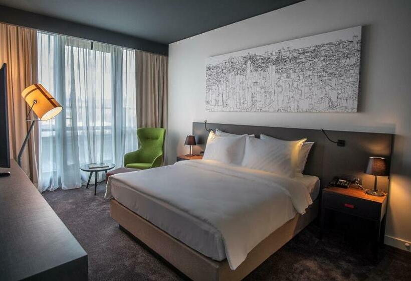 اتاق سوپریور, Crowne Plaza Podgorica, An Ihg