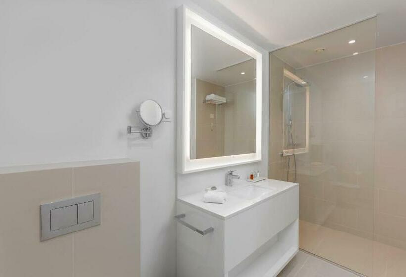 اتاق سوپریور, Crowne Plaza Podgorica, An Ihg