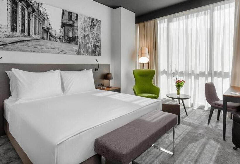 اتاق سوپریور, Crowne Plaza Podgorica, An Ihg