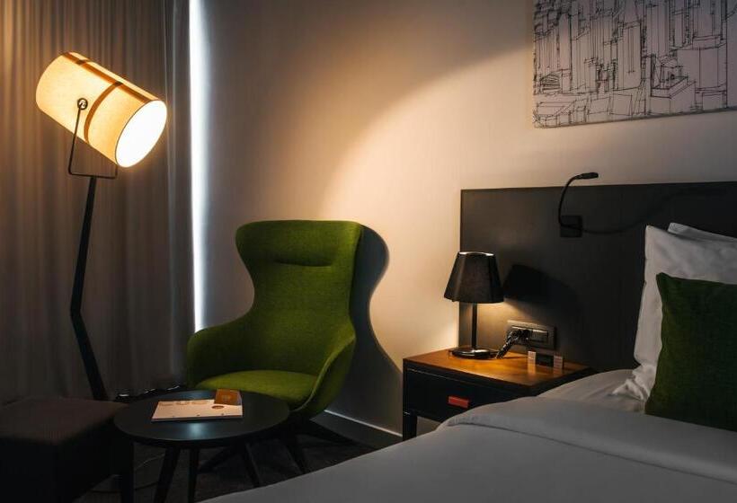 اتاق پرمیوم, Crowne Plaza Podgorica, An Ihg