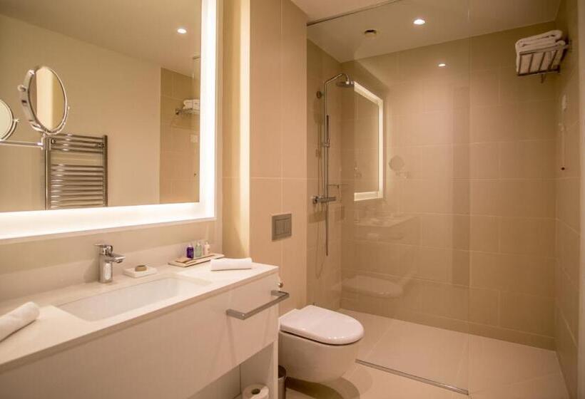 سوییت, Crowne Plaza Podgorica, An Ihg