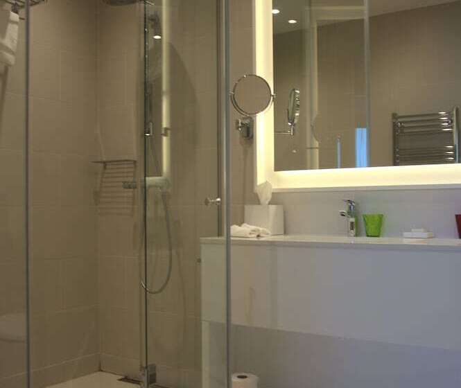 اتاق پرمیوم, Crowne Plaza Podgorica, An Ihg