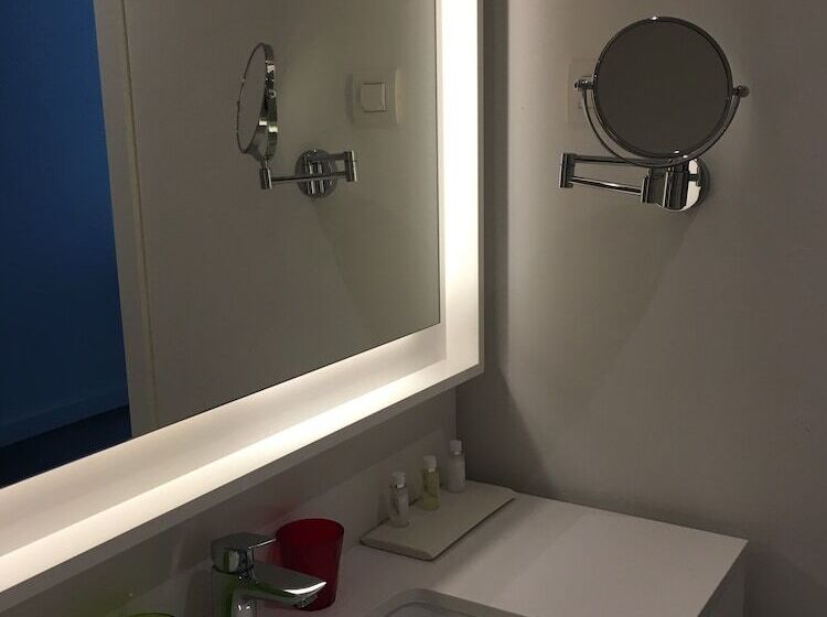 اتاق پرمیوم, Crowne Plaza Podgorica, An Ihg