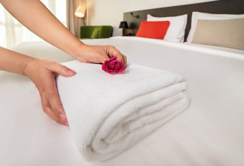 اتاق سوپریور, Crowne Plaza Podgorica, An Ihg