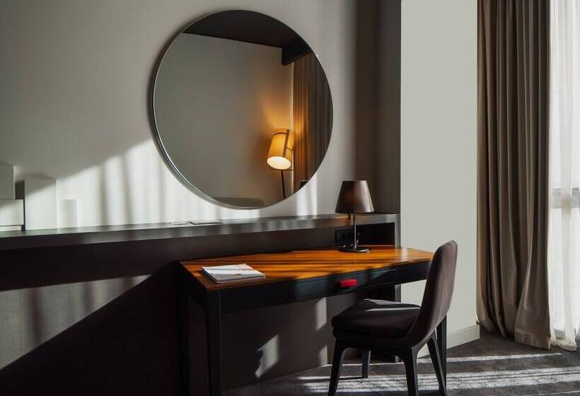 اتاق سوپریور, Crowne Plaza Podgorica, An Ihg