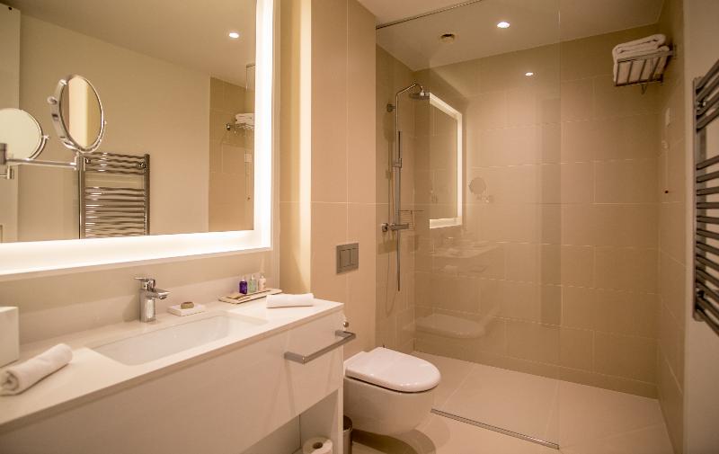 اتاق پرمیوم, Crowne Plaza Podgorica, An Ihg