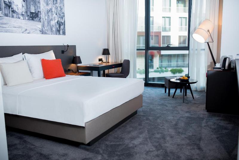 اتاق سوپریور, Crowne Plaza Podgorica, An Ihg