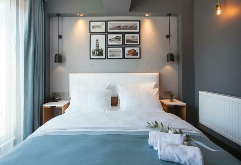 غرفة قياسية, Cura