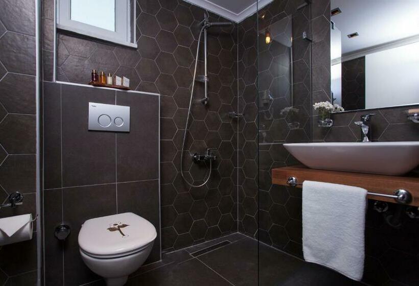 غرفة قياسية, Cura