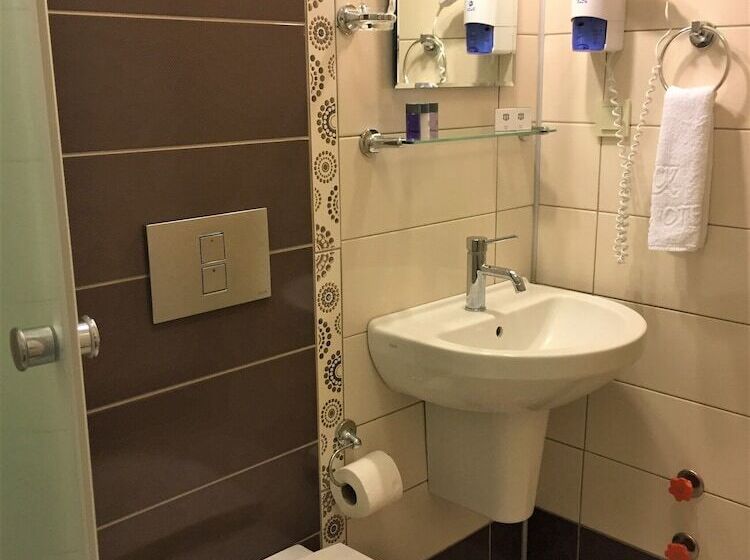 غرفة قياسية, Datca Kilic