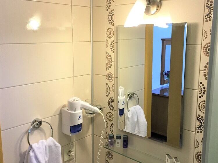 غرفة قياسية, Datca Kilic