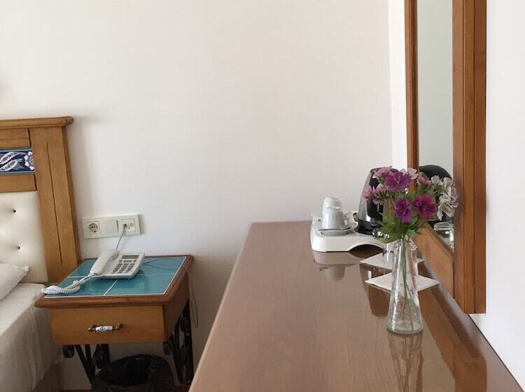 غرفة قياسية, Datca Kilic