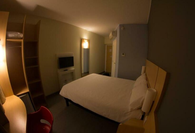 Номер Стандарт, Ibis Catalao