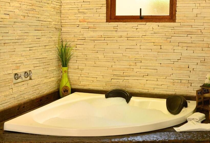 Jakuzili Lüks Oda, Pousada Das Videiras