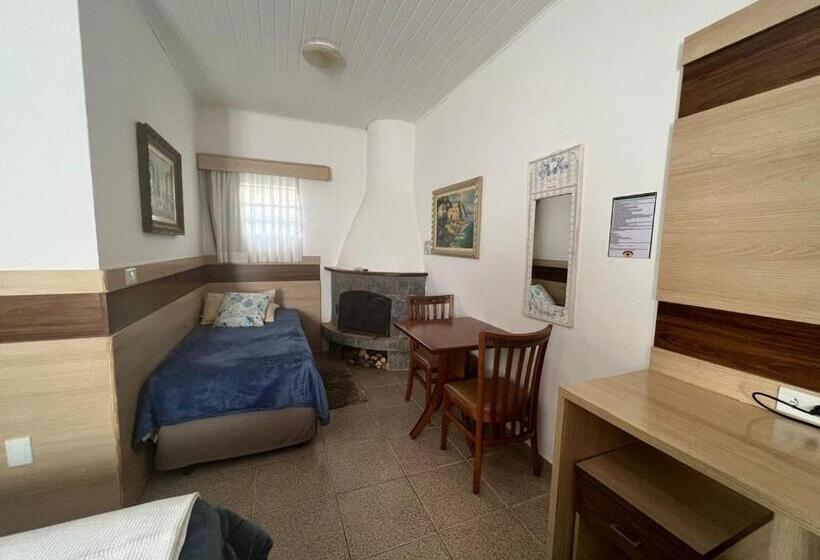 Aile Odası, Pousada Das Videiras