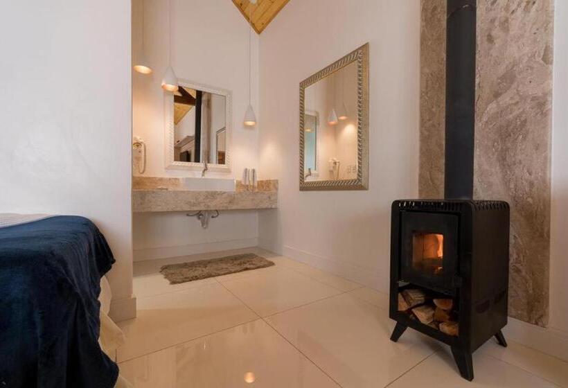 Dört Kişilik Lüks Oda, Pousada Das Videiras