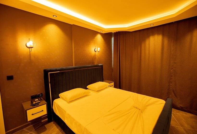 クラシックスイート, Rolli Butik