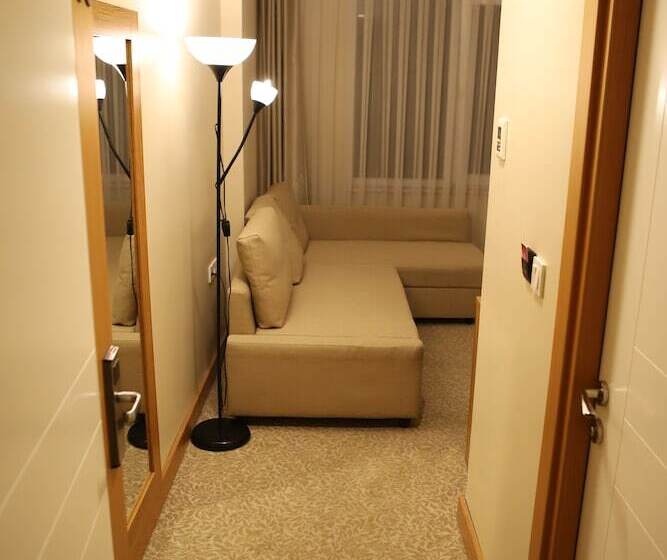 小型套房, Trakya City