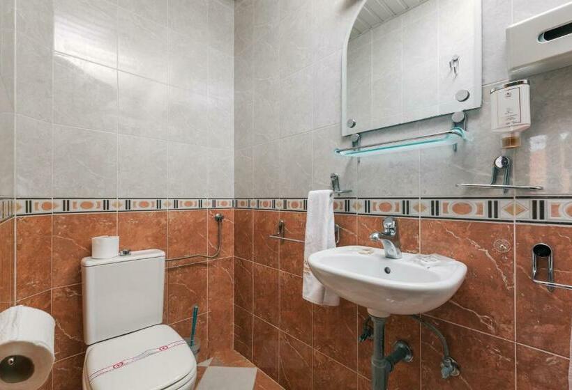 سوییت, Villa Royal