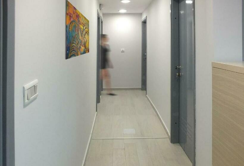 اتاق استاندارد, 7 Hills Rooms