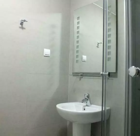 اتاق استاندارد, 7 Hills Rooms