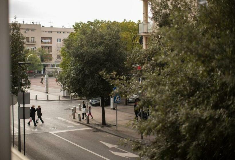 اتاق استاندارد, 7 Hills Rooms