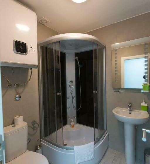 اتاق استاندارد, 7 Hills Rooms