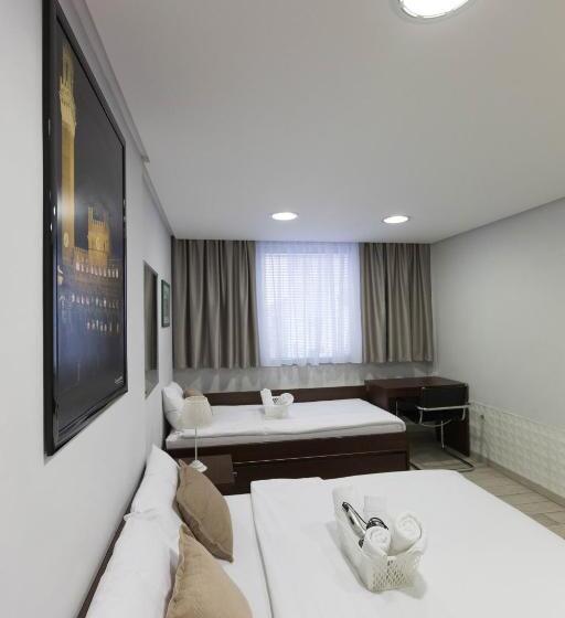 اتاق استاندارد چهار تخته, 7 Hills Rooms