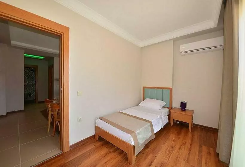 آپارتمان 2 خوابه, The Suites