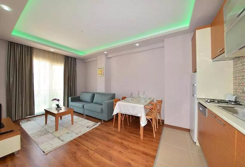 آپارتمان 1 خوابه, The Suites