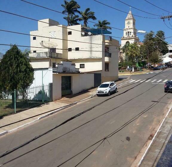 غرفة كومفورت ثلاثية, Canastra Season