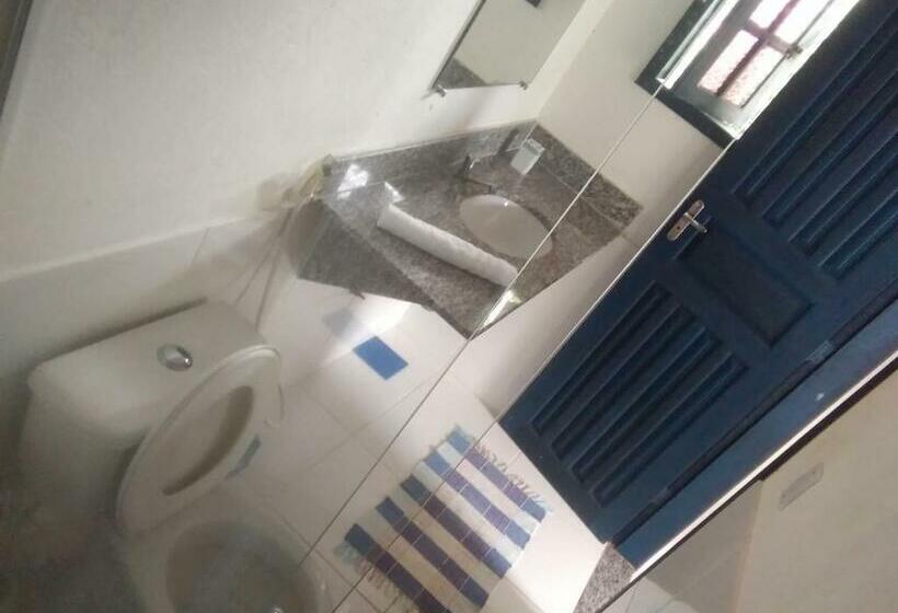 标准间, Hospedaria Cosanostra