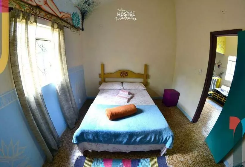 اتاق استاندارد با سرویس بهداشتی مشترک, Hostel Tiradentes