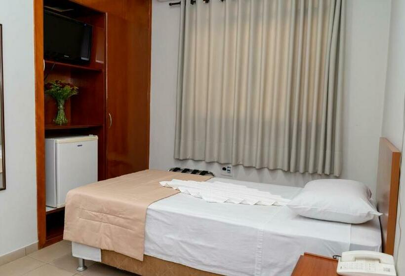 غرفة قياسية فردية, Bandeirantes