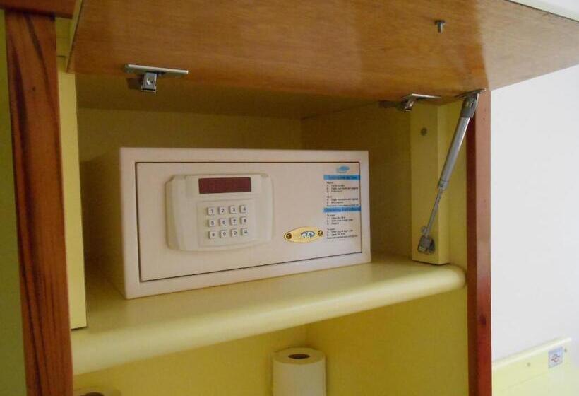 Номер Deluxe, Canto Da Riviera