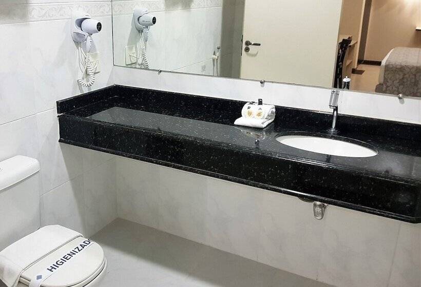 マスタールーム, Cristal Rio Claro