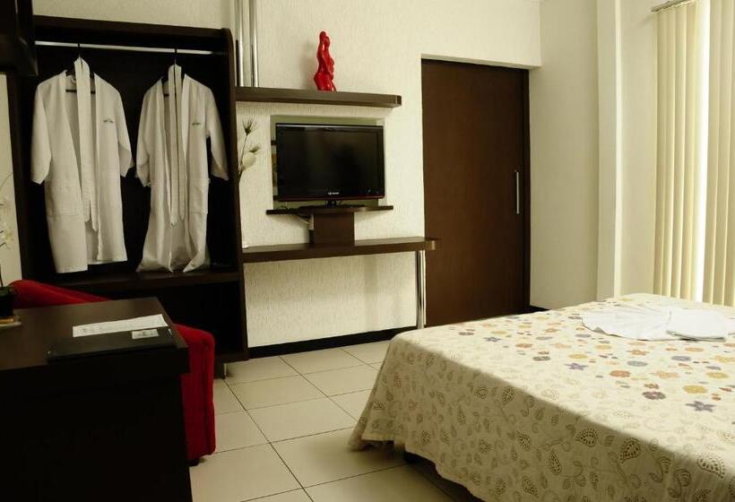 جناح سوبيريور, Garden