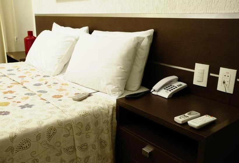 جناح سوبيريور, Garden